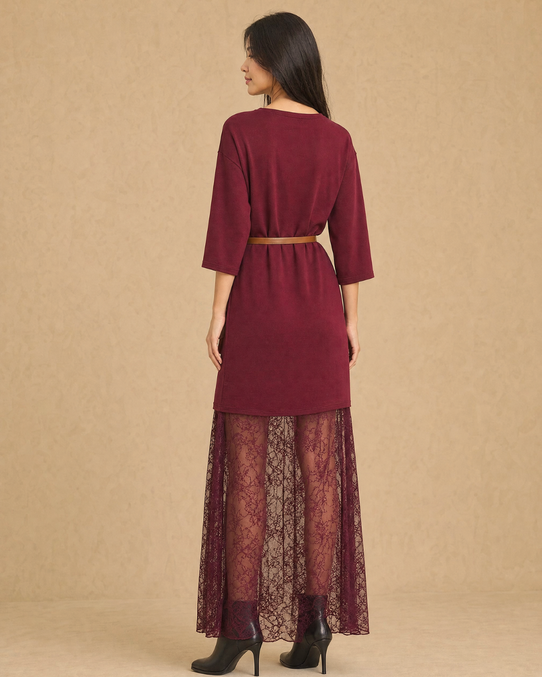 Robe longue avec dentelle