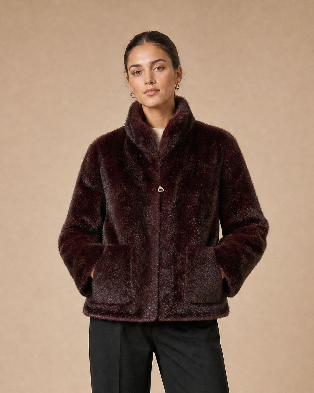 Veste fourrure réversible bordeaux, de face