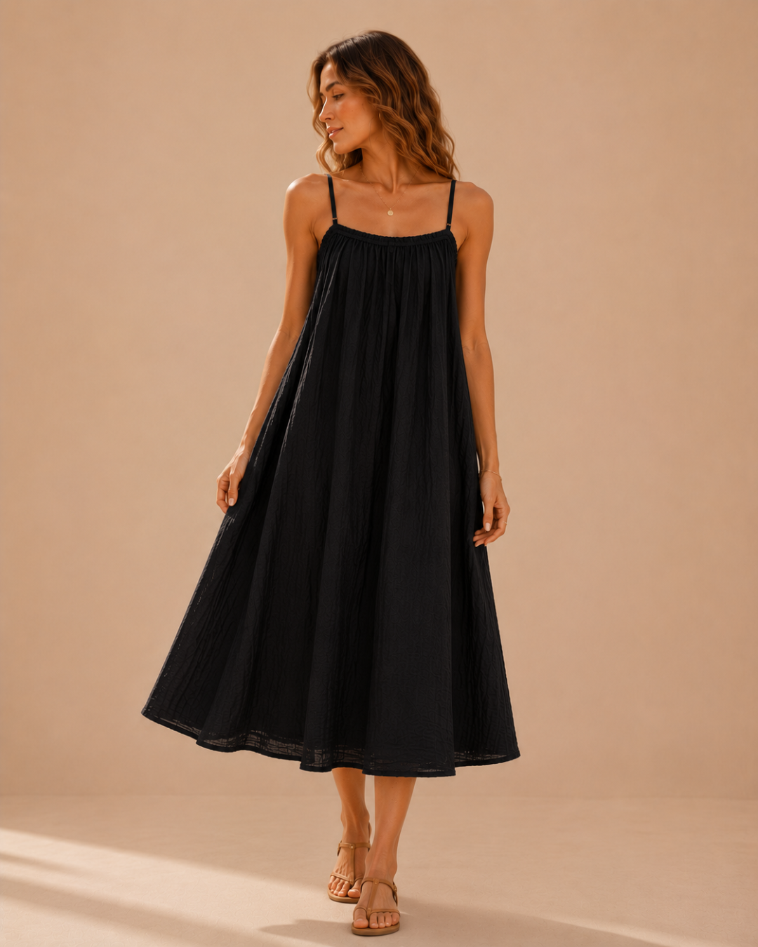 Robe bretelle en voile de coton