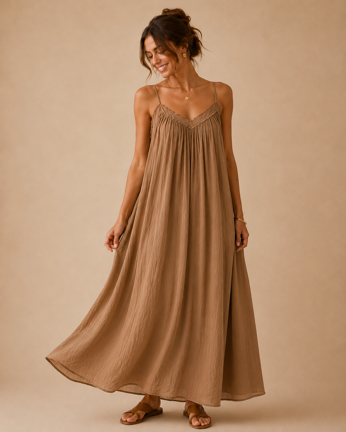 Robe longue à bretelles fines en voile de coton