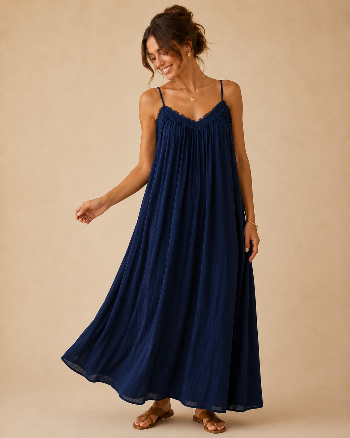 Robe longue à bretelles fines en voile de coton