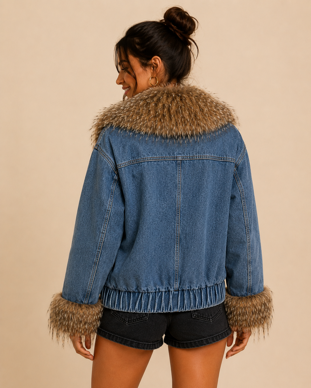 Blouson en jean détails fourrure