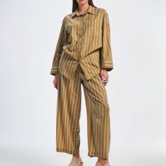 Ensemble chemise camel à rayures bleues